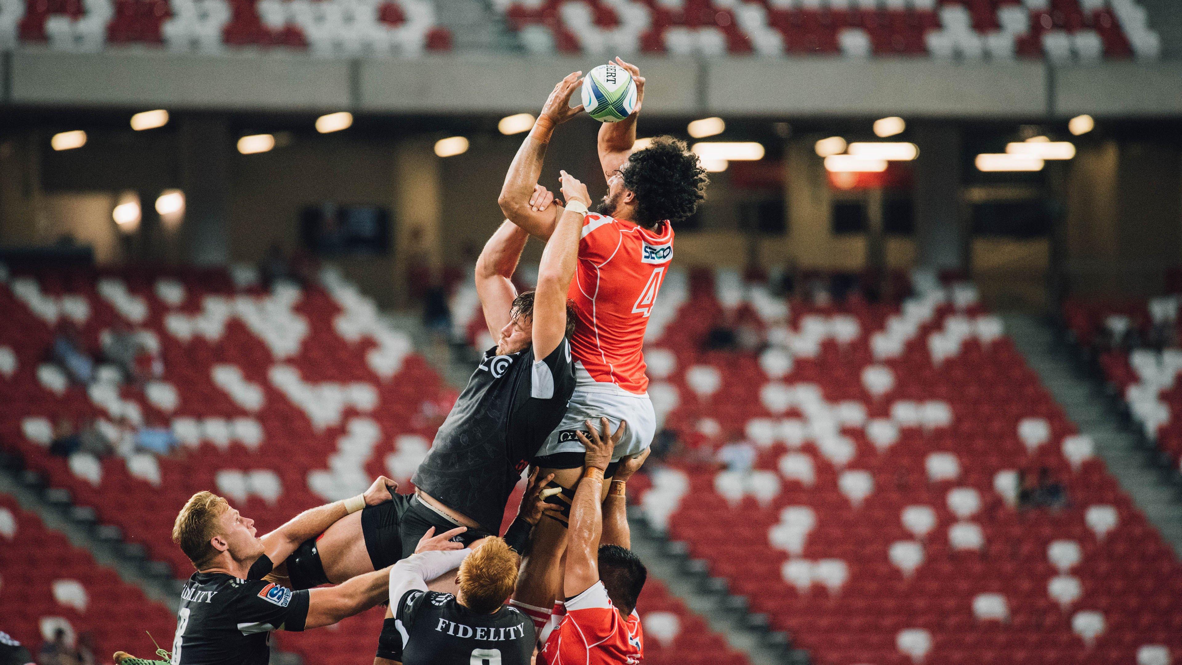 奥萨尔自责未防住布伦森关键三分,比斯利坦言该投进绝杀球