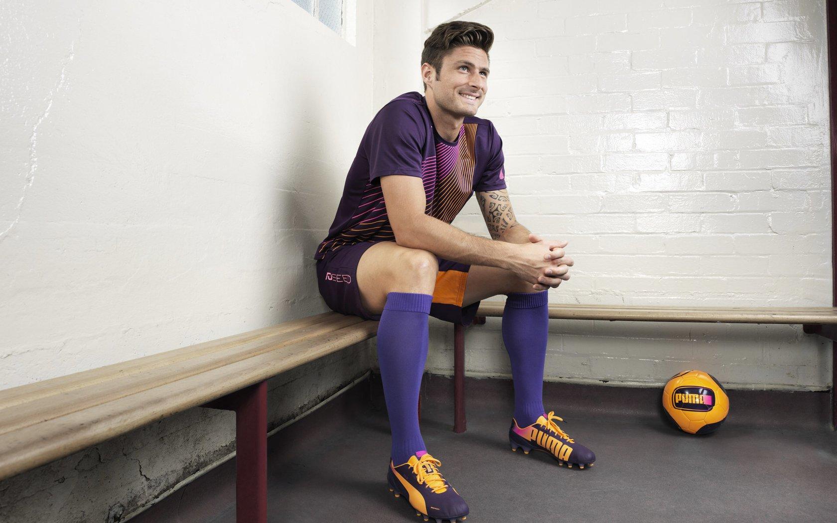 意媒曝AC米兰突停布比利交易 切尔西转向内部培养新星盖拉-杜埃